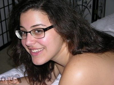 lunettes rédhibitoire Amateur adolescent donne Un se masturber pov branlette
