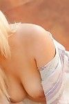 ग्लैमरस किशोरी देखनेवाला bree डेनियल करने के लिए सफेद जाँघिया से पता चलता है बंद उसके शानदार अग्रिम स्तन