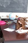 tiener Schoolmeisje Rebel lynn deepthroating Bus belasting van Shit terwijl Onzelfzuchtig Blowjob