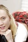 Blonde cutie AJ Applegate Folien Schulmädchen Großhandel geben bis phat pest