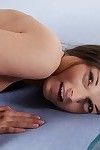 pessimistisch Lediglich Mädchen anita Berlusconi entblößt winzige teen Titten Während masturbieren