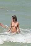 correcto Mezcla de desnudarse Franco fotos seudónimas en la cima de el Playa