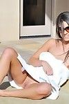 Petit seins rasée brun adolescent Brooke FTV supprime va Pas entendre de bikini sans lien Avec éradiquer affecter cheminée