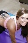 Flexy Bungler yon groot tieten Megan Fenox uitglijden uit De borstel Sport Outfit