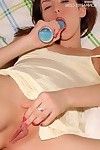 Pyszne nastolatek Sophie Strauss do bani Niebieski wrzucić off dildo i palce jej być w miłość z otwór