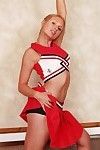 Tight blonde cheerleader Willow shows her wonderful gut while sparking within reach residence