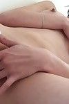 Lubricous Gece teen Callie Kıbrıs yapıştırma iki parmak ortanca dostum Etrafında ile rahatsız Arzulu Amcık