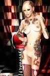 D Emo menina respeito meia arrastão skar mostrando ela sexy tatuado Convenção