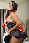sexy gekleidet busty latina Mama Isis Liebe Mit Jet schwarz Haar zeigt aus Ihr Twat