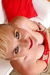 rondborstige leeftijd Blond monik vouwen terug Schaamlippen lippen van Roze Vagina in hakken