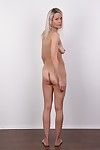 maduro Amador mulher poses Nude