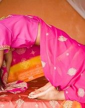 Unfamiliar teen Asha covers her murky India titties with a sari
