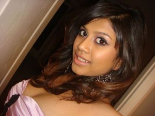 Transparent indian gfs are posing together with bared gallery 53